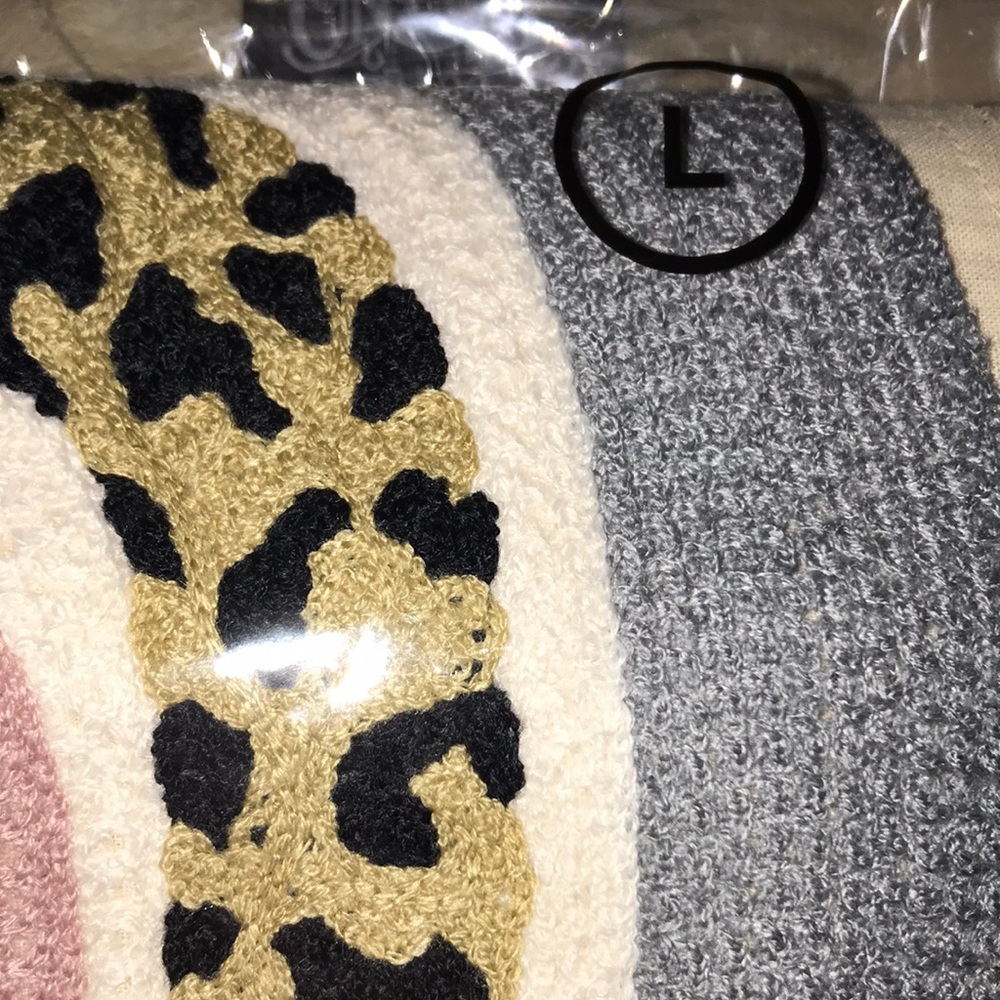 ONE 24 Rags Sweatshirt - Picture 8 of 8